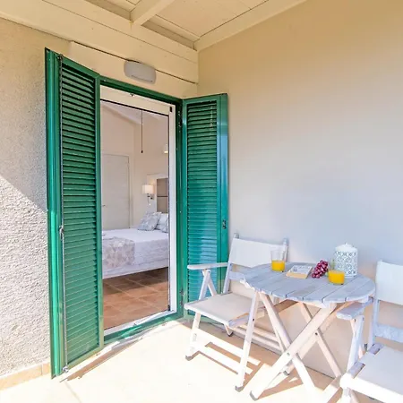 George By Plus Villa Poulades